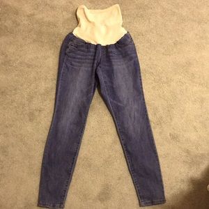 Jessica Simpson maternity jeans